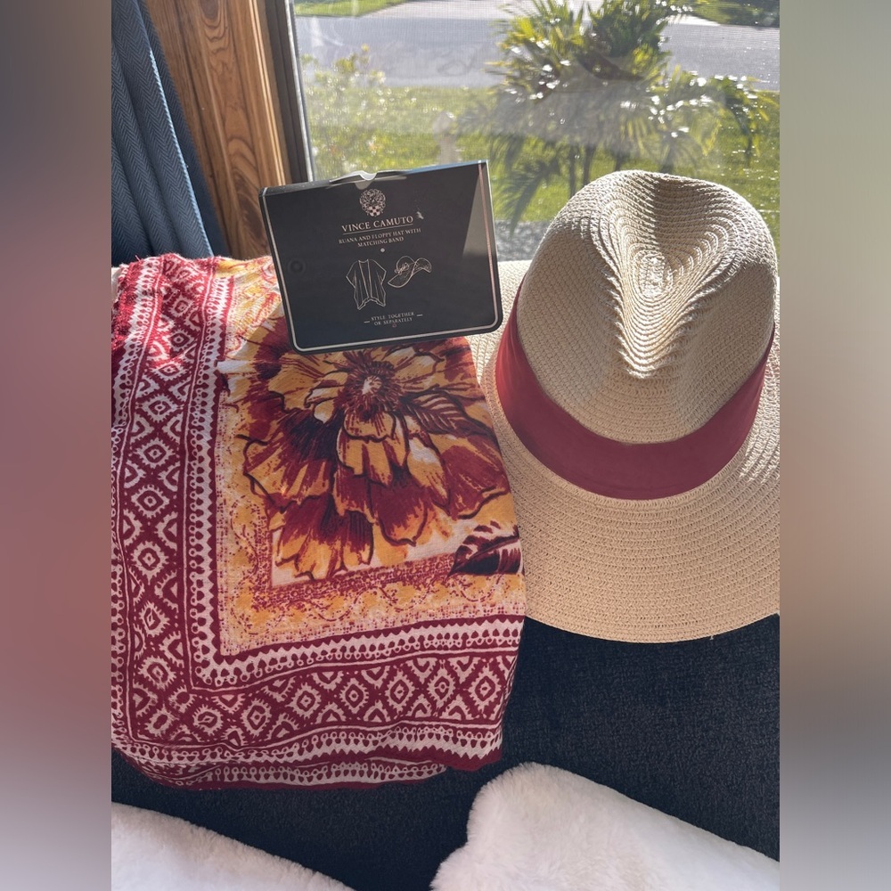 VINCE CAMUTO Ruana and Floppy Hat Set In Neutral Rust - Picture 12 of 12